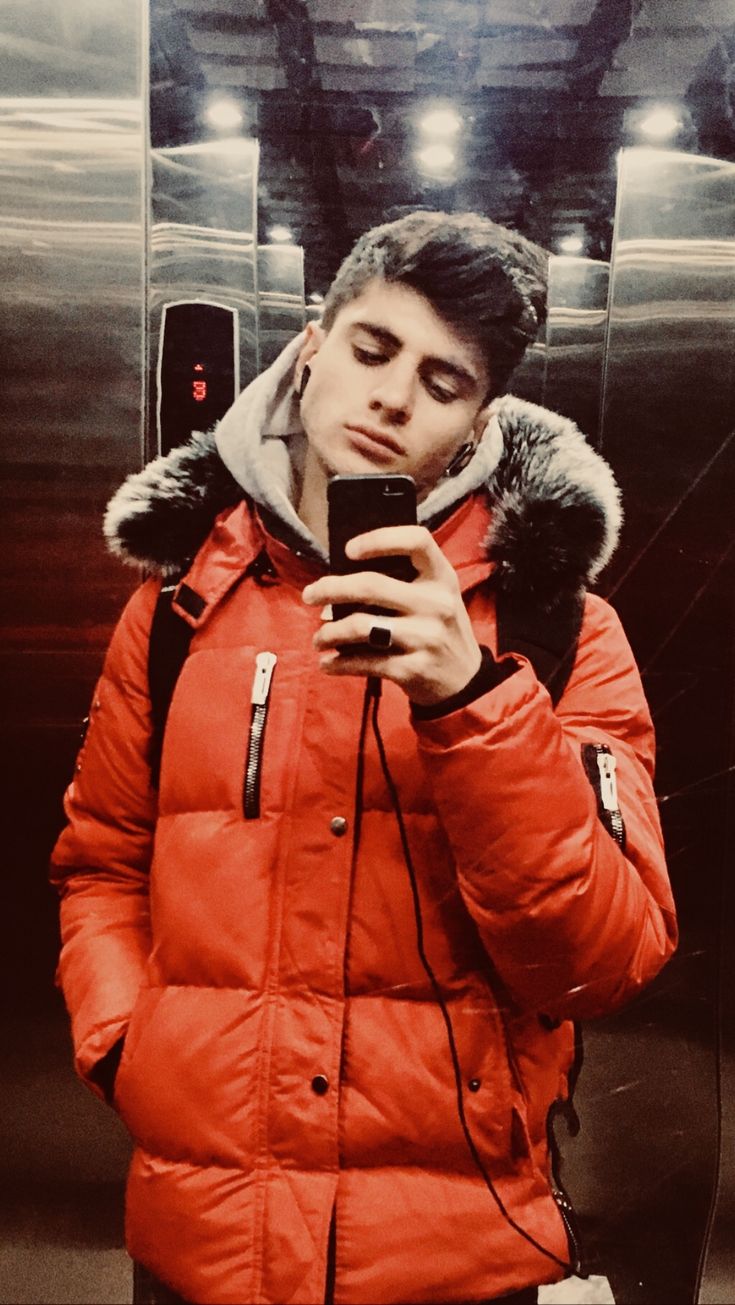 Илья